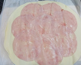 Foto del paso 1 de la receta: Hojaldre de jamón York y queso