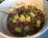 Une image de l'étape 7 de Salade tiède de pommes de terre,harengs marinés, tomates et poivrons verts.