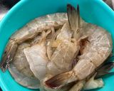 Foto langkah ke 1 dari resep Udang Kukus Bawang Putih.