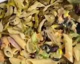 صورة لخطوة 4 من وصفة سلطة مكرونة الكينوا بالدجاج والخضار 🥗😋