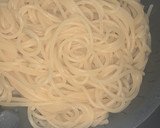 Foto del paso 2 de la receta: Pasta al aglio olio e peperoncino