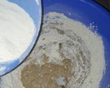 A picture of step 11 of Easy banana chocolate cake🤗.
