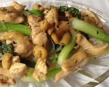 Hình bước làm 6 của món Bún gạo xào thịt gà