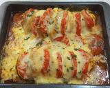 Foto del paso 8 de la receta: Pechuga de pollo con queso y tomate-jugosa y deliciosa