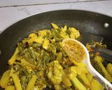 A picture of step 6 of Borboti (pea bean)sabzi.