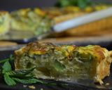 Une image de l'étape 4 de Tarte de printemps aux asperges vertes, oseille et herbes du jardin.