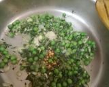 A picture of step 5 of Green Pea-Spinach Soup.