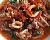 Foto langkah ke 4 dari resep Cumi sambal kemangi #5Minggu5Resep #cookpadcommunity_yogyakarta.