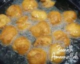 A picture of step 3 of Fried Mini Pizza Balls.