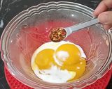 A picture of step 3 of Cheesey Lettuce Omelette.