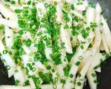 Hình bước làm 3 của món Củ Sắn(Củ Đậu) Xào Tỏi