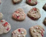 Foto del paso 3 de la receta: Galletitas De Frutillas Con Crema De Leche "Para Mamá"❤️ Pocos Ingredientes