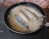 Foto langkah ke 2 dari resep Ikan kecap saus tiram.