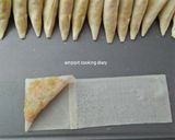 Foto langkah ke 6 dari resep Samosa Ayam Sayur.