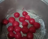 Foto langkah ke 5 dari resep Bugis mandi merah putih.