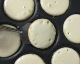 A picture of step 5 of Vanilla Pancakes with Strawberry Sauce.