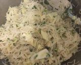Foto langkah ke 6 dari resep Bihun goreng.