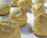 Foto langkah ke 11 dari resep Soes/Sus Vla Coklat Pisang.