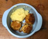 Foto langkah ke 7 dari resep Menu MPASI Day 115 : Bola Kakap Tahu & Saus Keju.