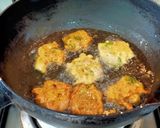 মুচমুচে পেঁয়াজু পকোড়া (muchmuche peyaju pakora recipe in Bengali) রেসিপি ধাপ - 2 ছবি