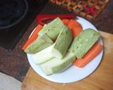 Foto del paso 1 de la receta Lomo adobado a la plancha con verduras cocidas y huevo duro