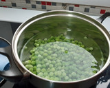 Foto del paso 1 de la receta: Risotto de guisantes con sabor a Asturias