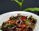 Foto langkah ke 3 dari resep Cumi masak tinta hitam.