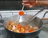 A picture of step 4 of Paneer tikka masala.