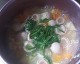 Foto langkah ke 4 dari resep Sop sosis simple.