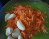 Foto langkah ke 2 dari resep Frittata dg Bayam Wortel dan Keju.