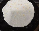 तांदळाची भाकरी (tandalachi bhakhri recipe in marathi) रेसिपी स्टेप 4 फोटो 