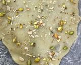 બોમ્બે આઈસ હલવો (Bombay Ice Halwa Recipe In Gujarati) રેસીપી સ્ટેપ4ફોટો