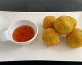 A picture of step 3 of Potato Cheese Balls.