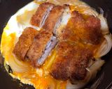 A picture of step 5 of Japanese Pork Cutlet with Egg.