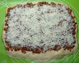 Foto langkah ke 2 dari resep (Sourdough Discard) Pizza Rolls.