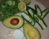 A picture of step 1 of Guacamole.
