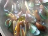 Kerang hijau saus Padang