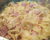 Foto del paso 3 de la receta: Tagliatelle con salsa de espinacas