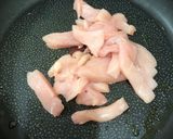 清爽蒜炒雞肉河粉的食譜步驟2照片