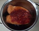 Hình bước làm 1 của món Ức gà áp chảo & salad bắp cải