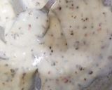 A picture of step 5 of Creamy white sauce with roasted bread.