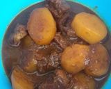 Foto langkah ke 2 dari resep Semur daging kentang.