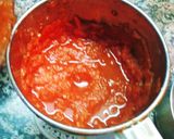 A picture of step 2 of Hot and sweet Tomato Sauce.