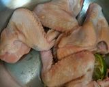 Foto langkah ke 1 dari resep Spicy BBQ Chicken Wings.