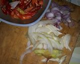 Foto langkah ke 1 dari resep Tumis terong teri pedas.