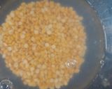 A picture of step 1 of Chana dal pakodi.