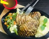 A picture of step 9 of Black pepper chicken steak.