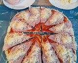 Gyors sajtos, sonkás mini kiflik és csigák recept fázis 4 fotója