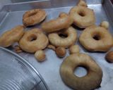 Foto langkah ke 5 dari resep 70. Donut ala Jco.