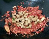 Foto langkah ke 3 dari resep Tumis tempe pedas.